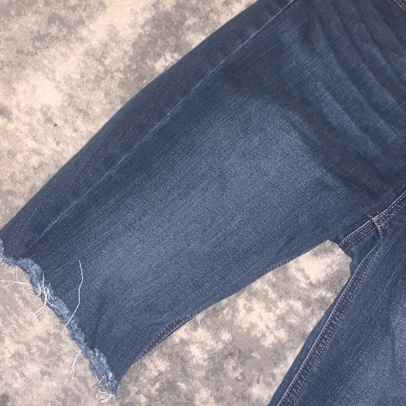 COPY - en jean shorts mid length - Picture 3 of 8